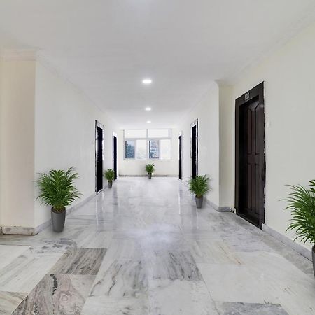 Oyo Dharani Grand Hotel Khammam Exterior foto